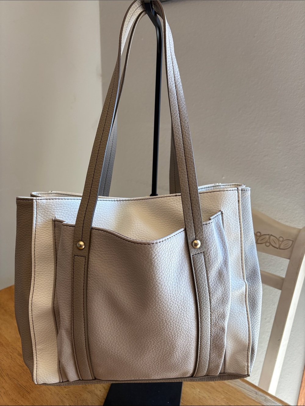 Relic Classic Neutral Tote Bag — Beige & Cream